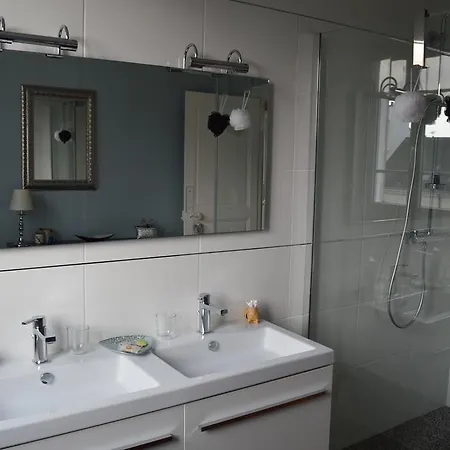 La Mancelle - D'hotes فندق مبيت وإفطار 3*