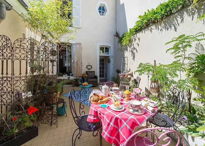 La Mancelle - D'hotes Bed & Breakfast 3*